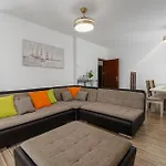 Casa Bizzarra Semesterbostad
