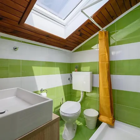 Casa Bizzarra Nyaraló *