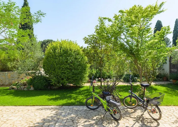 Casa Bizzarra Holiday home *